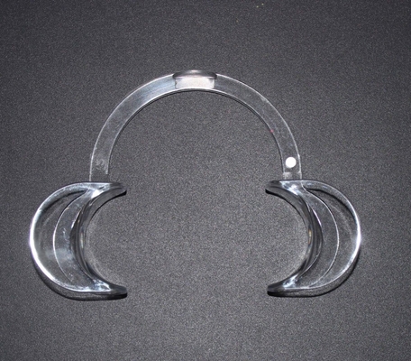 Orthodontic Plastic C Shape Disposable Cheek Retractor Mouth Opener